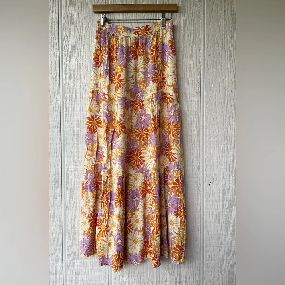 L *SPACE Bondi Maxi Skirt - Picture 4 of 11